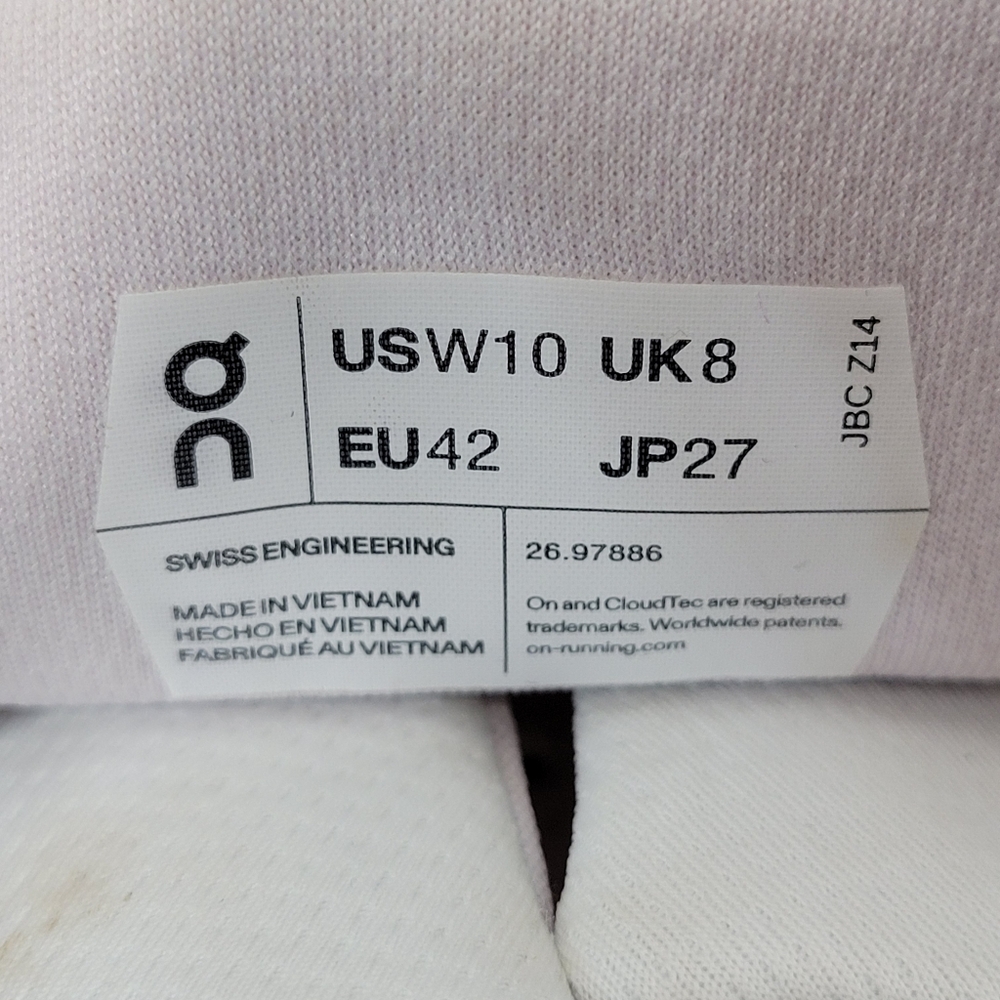 ON Cloud Cloudnova White Lavender Purple Running Sneaker Shoes Women's Size 10 - Picture 3 of 6